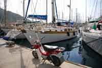 Yacht Marina, Zoom+